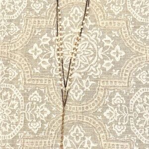Elegant Gold and Pearl Layered Necklace